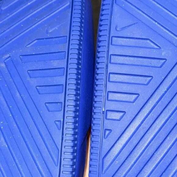 Nike Slides Size 11 - Picture 4 of 4